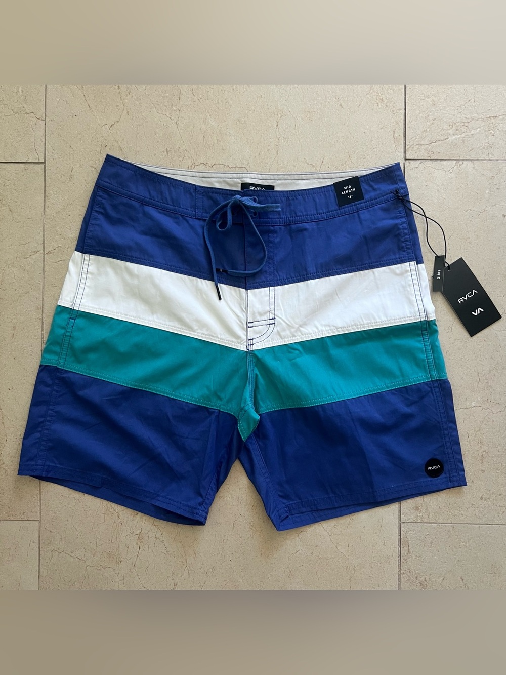 NEW! RVCA Noble 2 Trunk Men’s Board Shorts Size 32 Blue/White/Green Striped